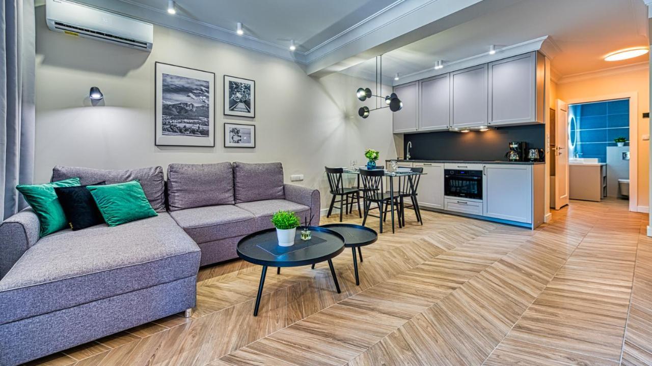 Apartamenty Centrum - Wyszynskiego 9 By Royal Aparts Świeradów-Zdrój Exterior foto